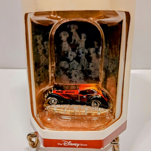 Disney Store Tiny Kingdom 101 Dalmatians Cruella's Car - Picture 3 of 10